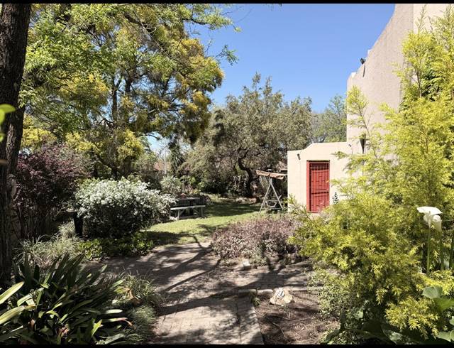 4 BEDROOM HOUSE FOR SALE IN SCHUINSHOOGTE